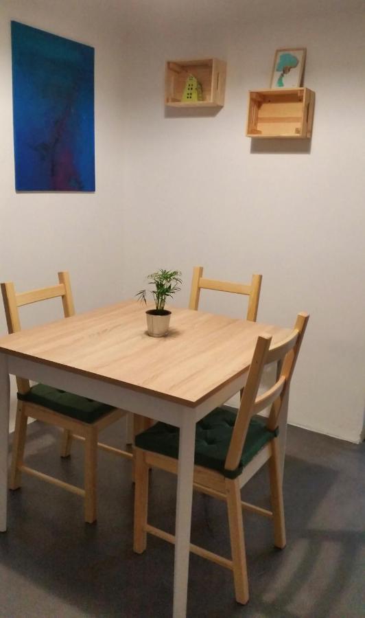 B&B Val Valerna Lezzeno Eksteriør billede